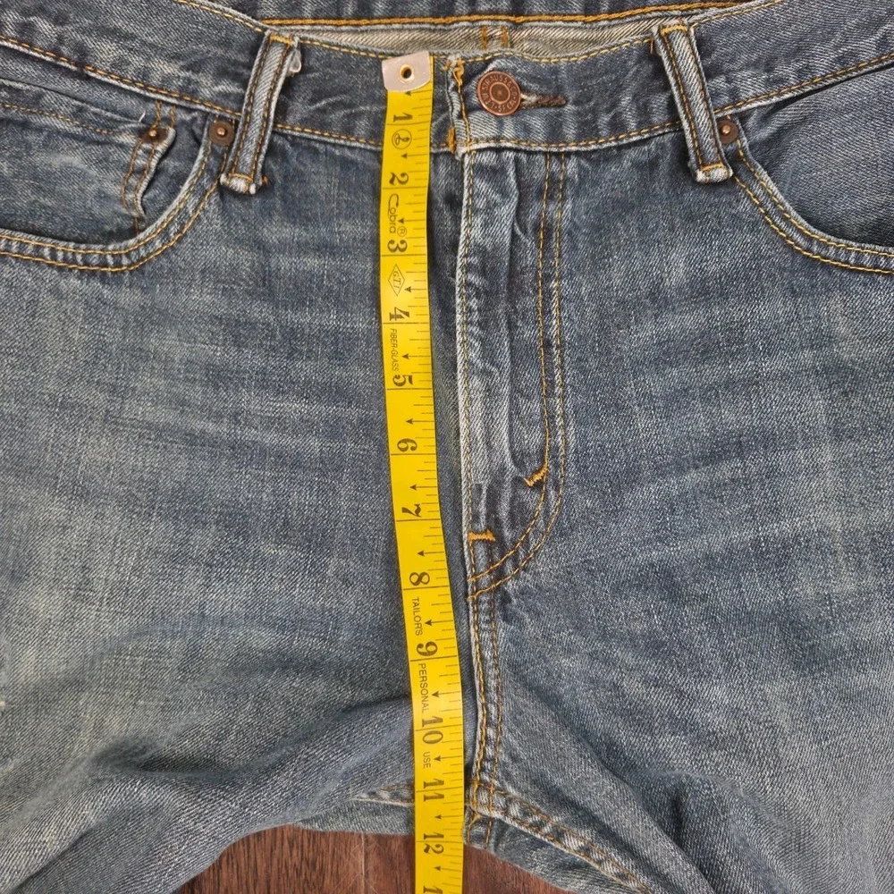 Levis 559 Relaxed Straight Jeans Mens 33x32 Blue Denim Measures 34×32